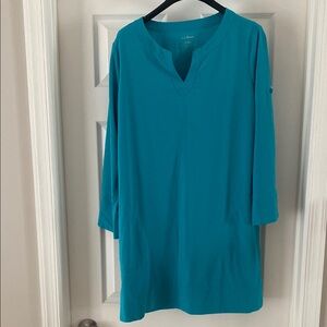 L.L. Bean Blue Tunic with V-Neck and 3/4 Sleeves